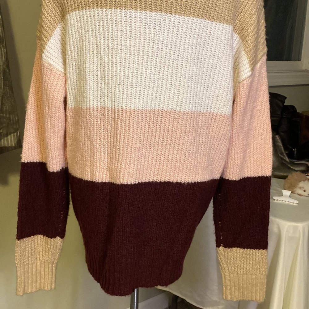 Almost Famous sweaters - Picture 3 of 4